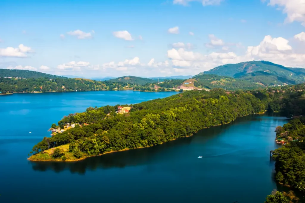 5 Nights Assam and Meghalaya Highlights with Shillong, Dawki, Cherrapunji